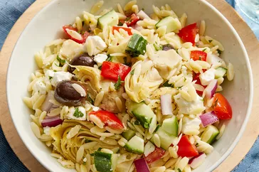 Recipe for Broccoli Cheddar Chicken Salad
